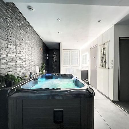 Dream Loft Jacuzzi - Sauna Brest Exteriör bild